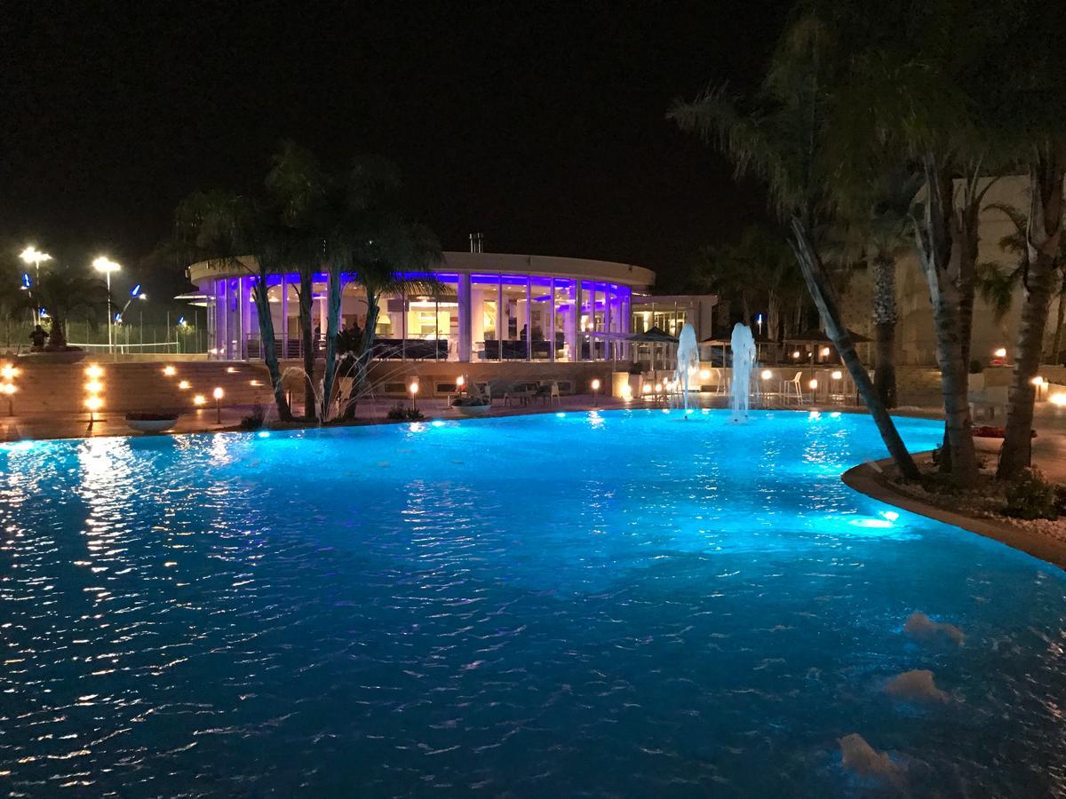 Dubaivillage Camposano Экстерьер фото